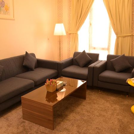 Dahlia Hotel Apartment Riggae Kuwait City Esterno foto