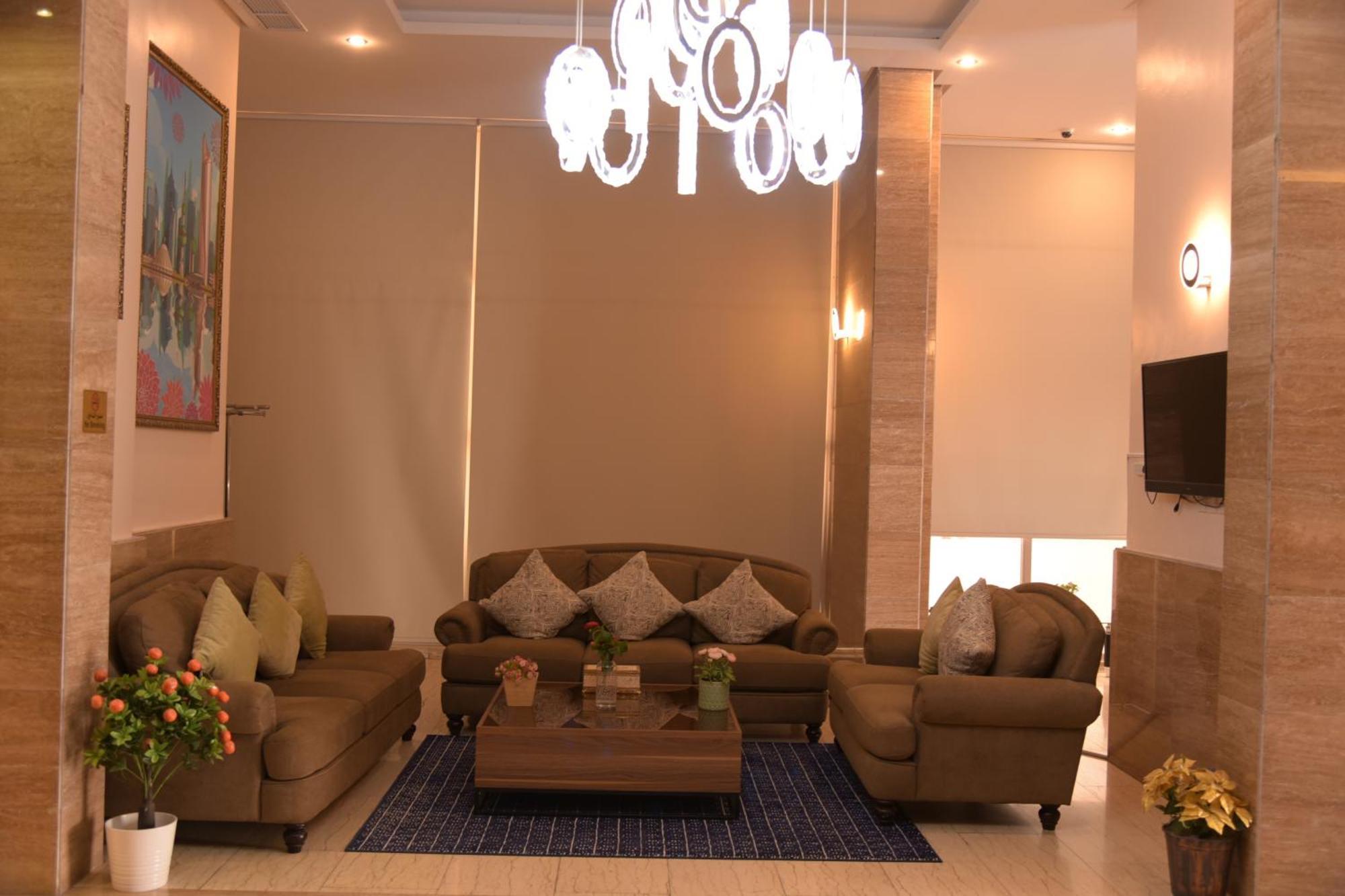 Dahlia Hotel Apartment Riggae Kuwait City Esterno foto