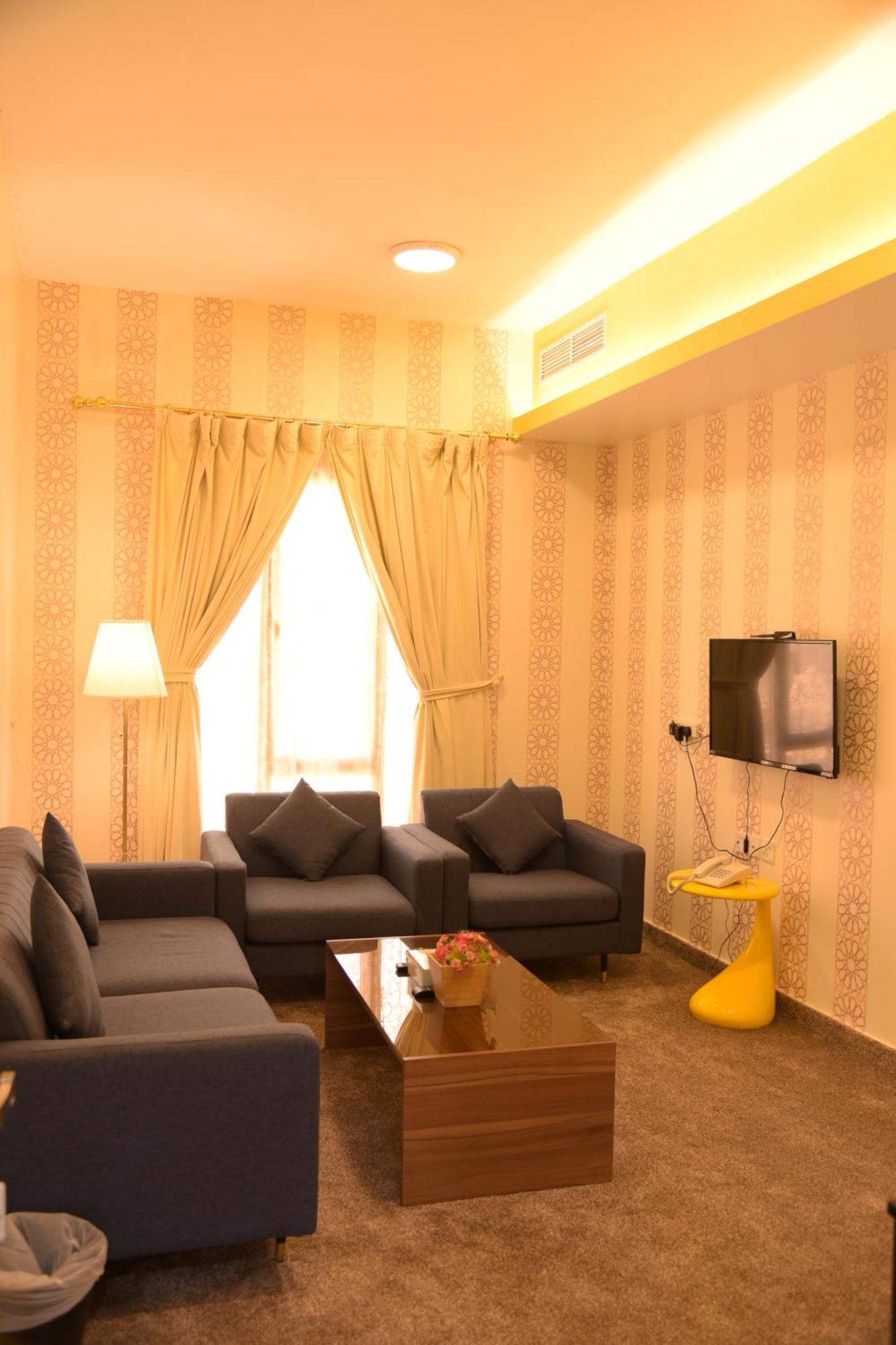 Dahlia Hotel Apartment Riggae Kuwait City Esterno foto
