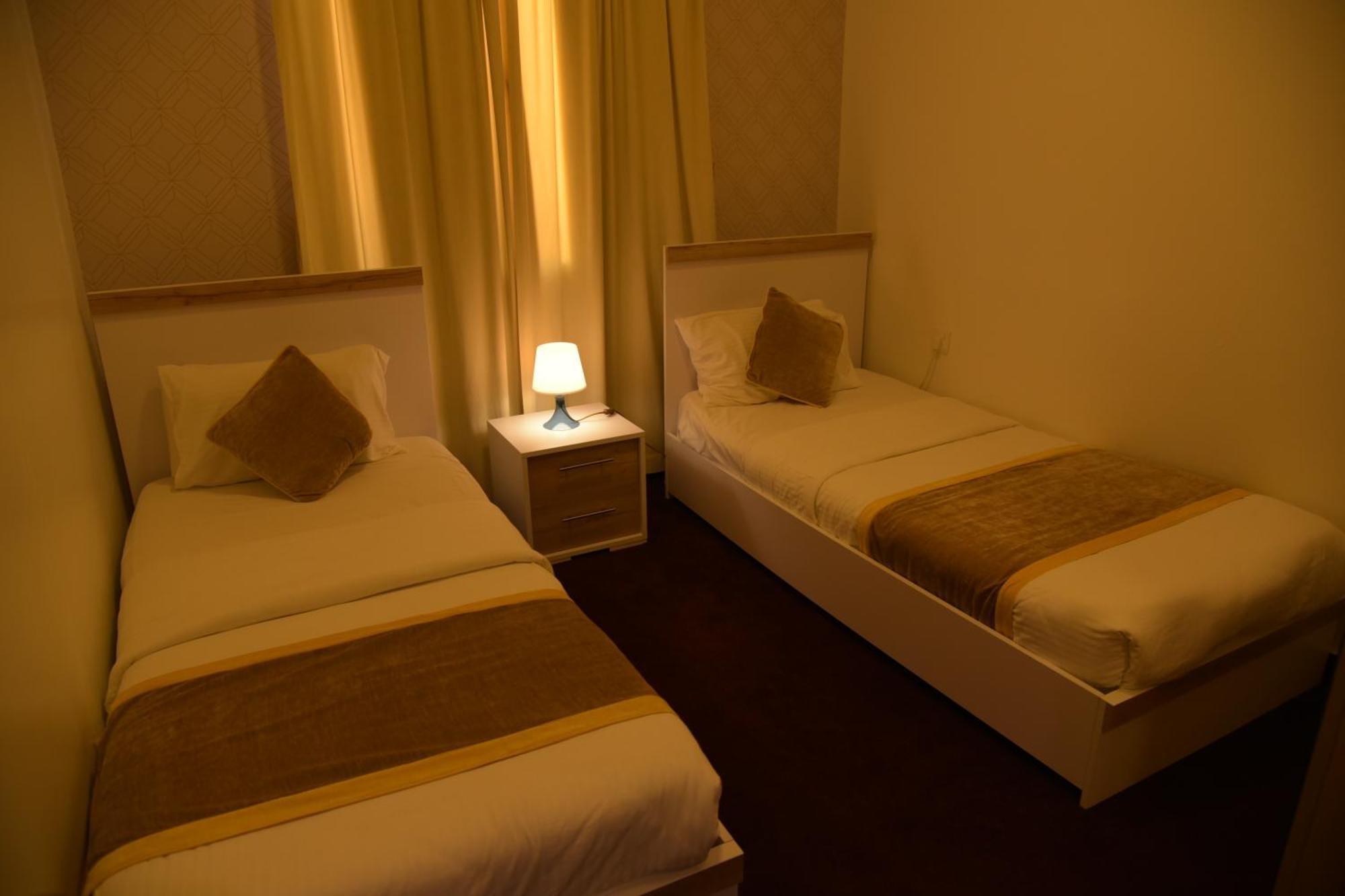 Dahlia Hotel Apartment Riggae Kuwait City Esterno foto