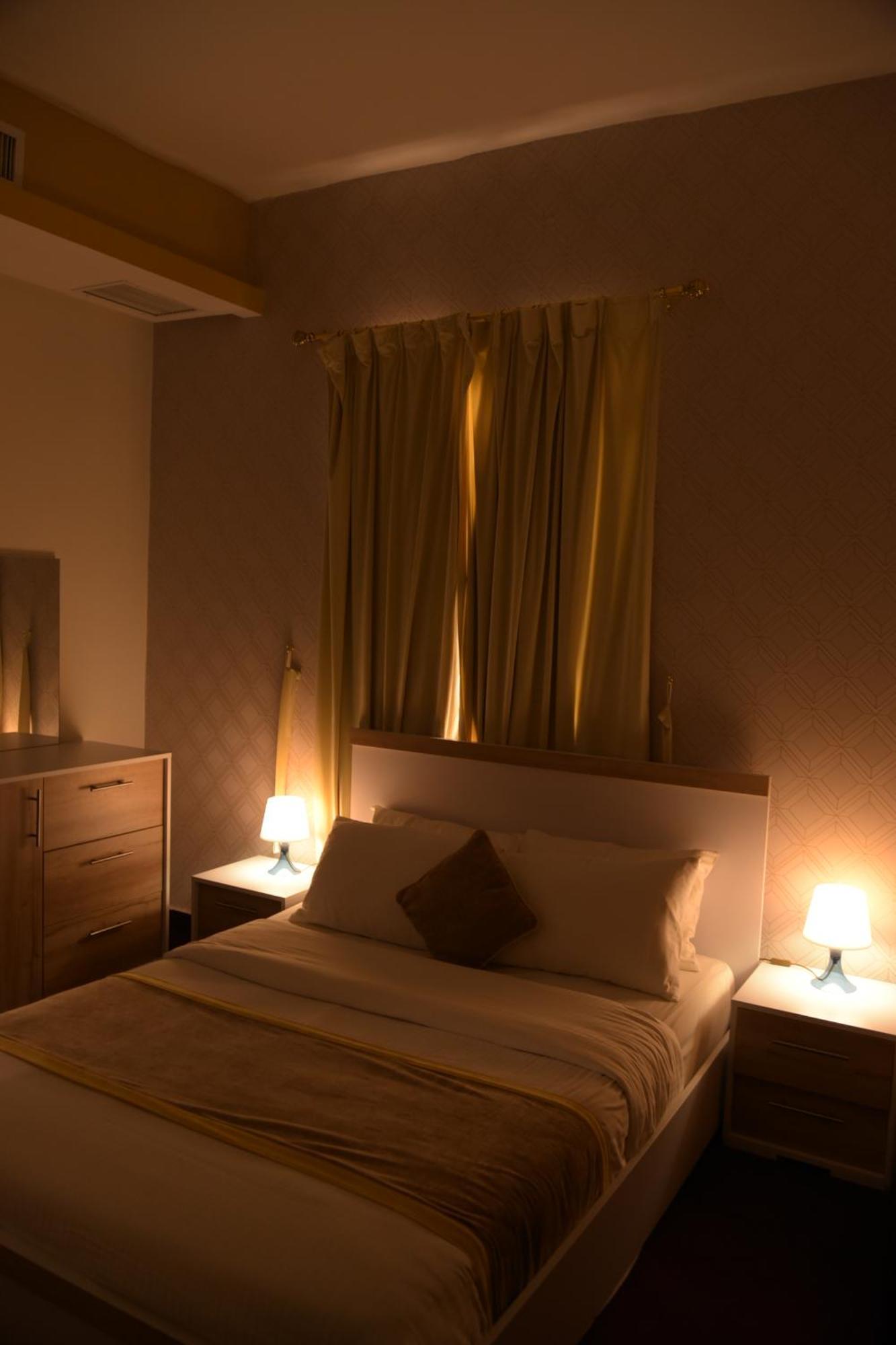 Dahlia Hotel Apartment Riggae Kuwait City Esterno foto
